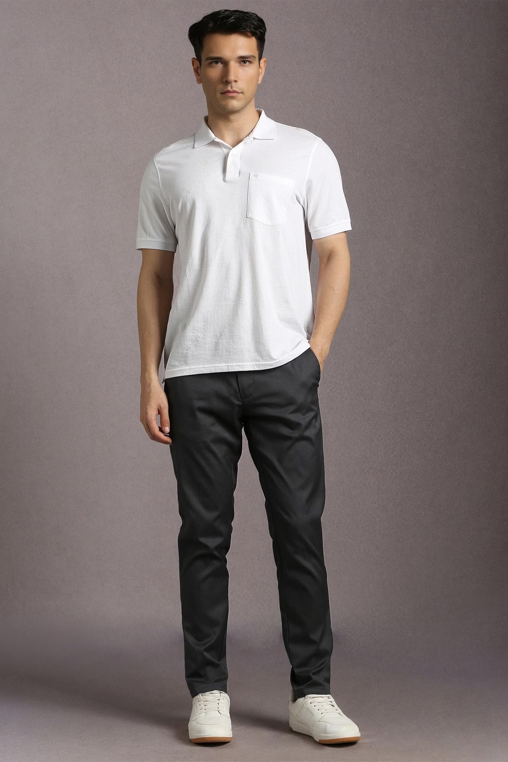 68247-men-grey-textured-flat-front-casual-trousers-grey-1.jpg