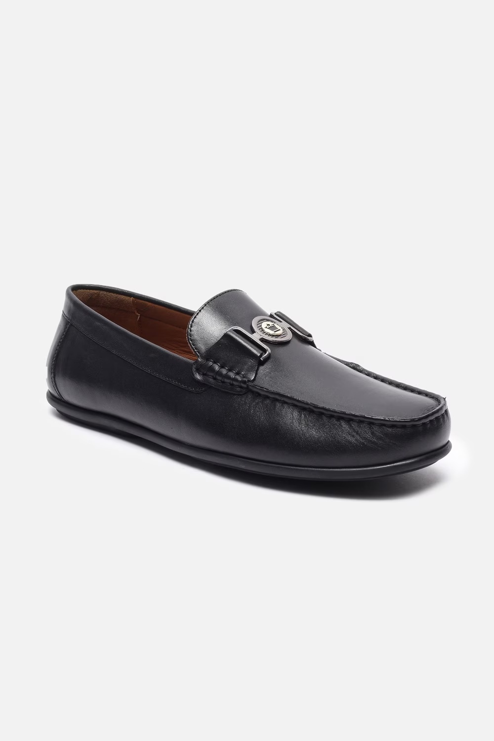 68401-men-black-loafers-black-1.jpg