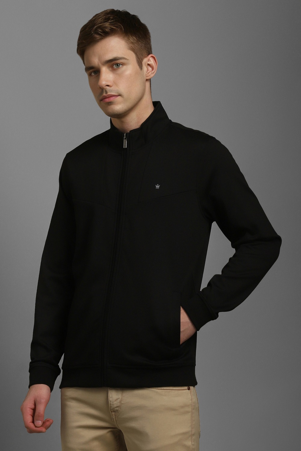 68757-men-casual-black-solid-sweatshirt-black-1.jpg