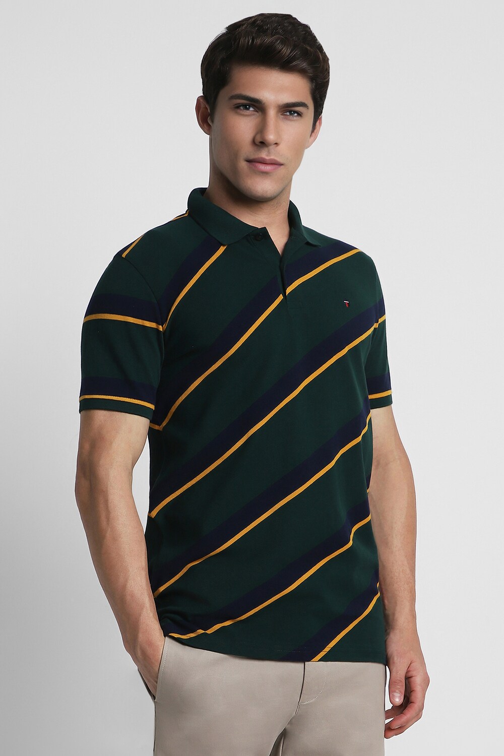 68786-men-olive-print-polo-neck-t-shirt-olive-1.jpg