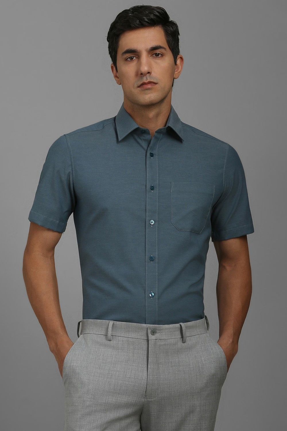 Men Blue Classic Fit Solid Half Sleeves Formal Shirt-Blue