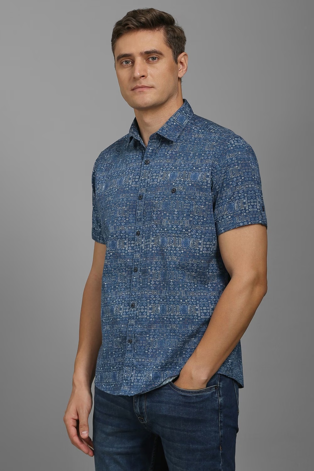 69273-men-blue-slim-fit-print-half-sleeves-casual-shirt-blue-1.jpg