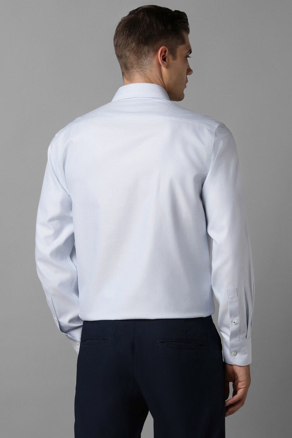 69612-men-grey-classic-fit-textured-full-sleeves-formal-shirt-grey-1.jpg