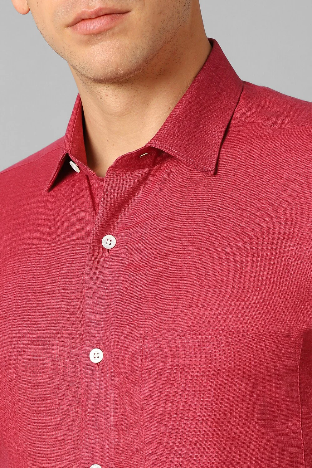 69826-men-red-classic-fit-textured-full-sleeves-formal-shirt-red-1.jpg