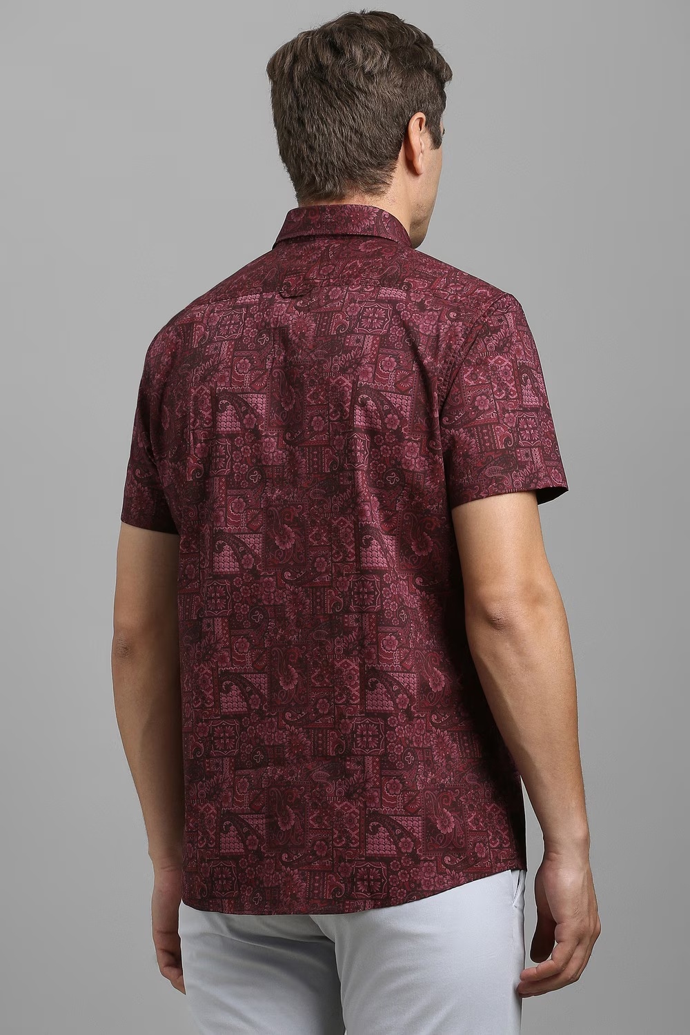 70286-men-maroon-print-half-sleeves-casual-shirt-maroon-1.jpg