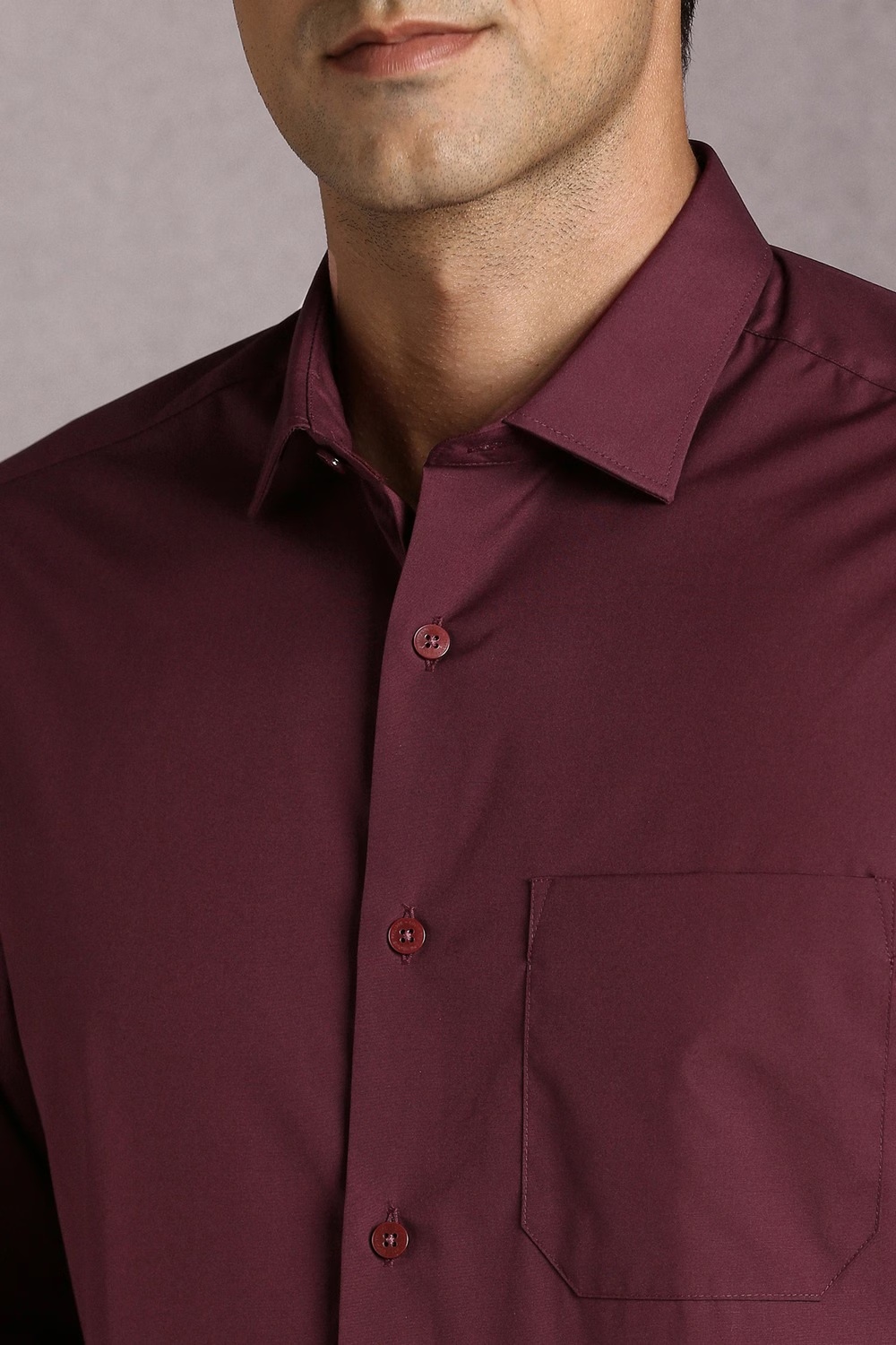 70577-men-maroon-solid-full-sleeves-formal-shirt-maroon-1.jpg