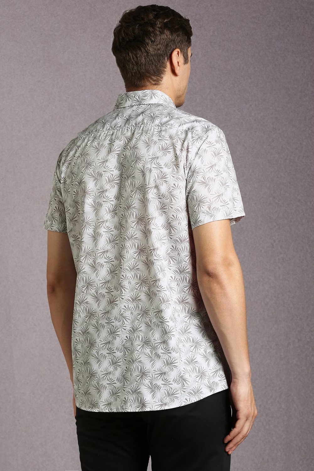 70586-men-white-print-half-sleeves-casual-shirt-white-1.jpg