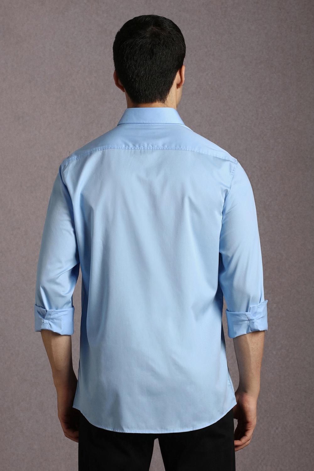 70752-men-light-blue-solid-full-sleeves-casual-shirt-light-blue-1.jpg
