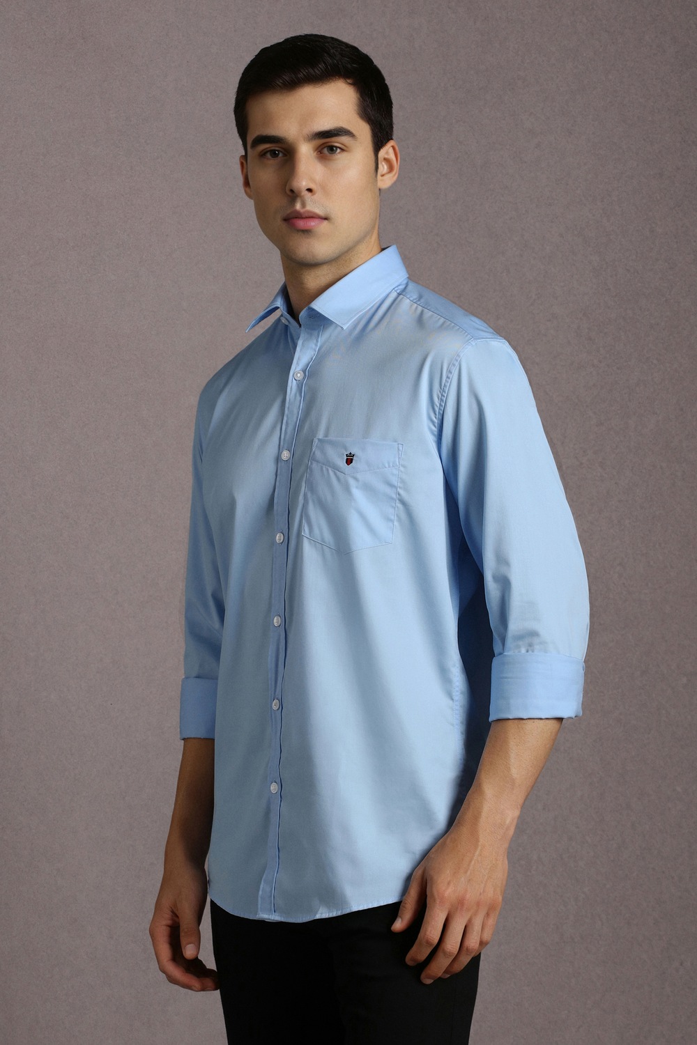70752-men-light-blue-solid-full-sleeves-casual-shirt-light-blue-1.jpg