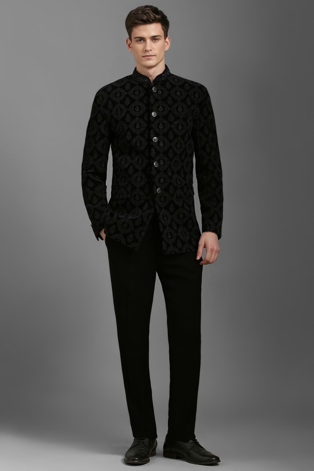 Men Black Regular Fit Embroidered Formal Two Piece Suit-Black