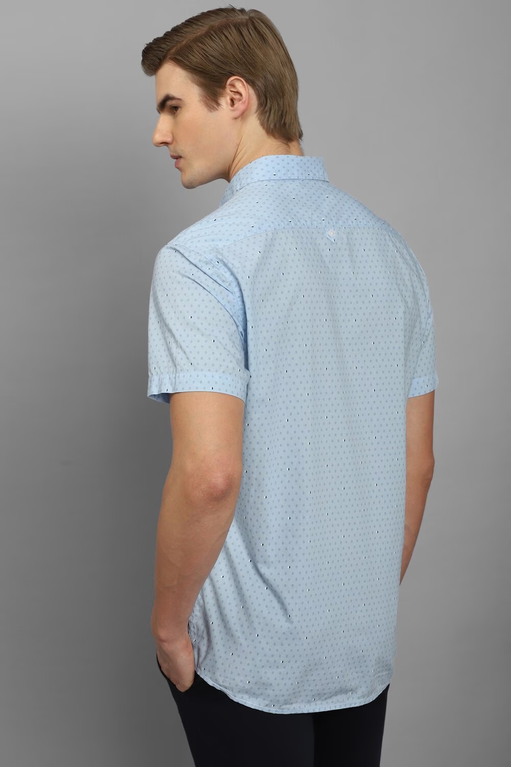 7119-men-blue-slim-fit-print-half-sleeves-casual-shirt-blue-1.jpg
