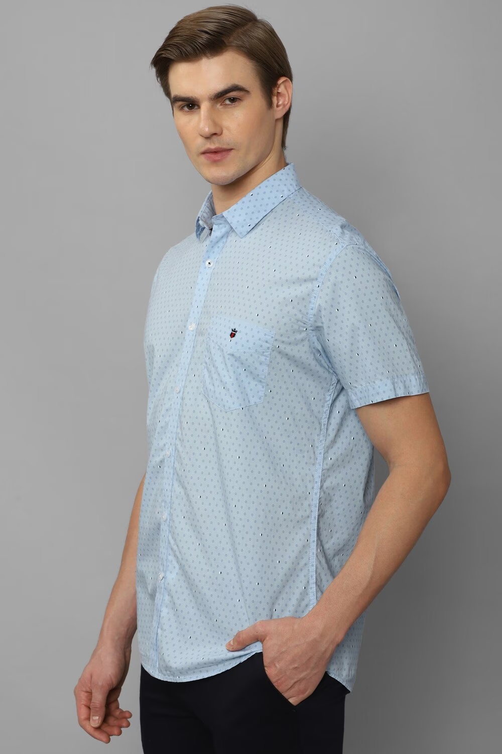7119-men-blue-slim-fit-print-half-sleeves-casual-shirt-blue-1.jpg