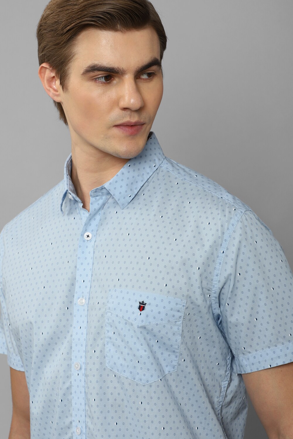 7119-men-blue-slim-fit-print-half-sleeves-casual-shirt-blue-1.jpg