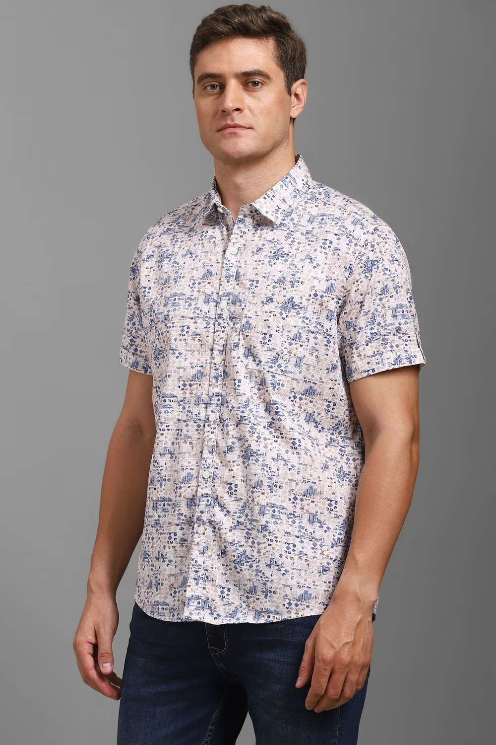 71195-men-white-slim-fit-print-half-sleeves-casual-shirt-white-1.jpg