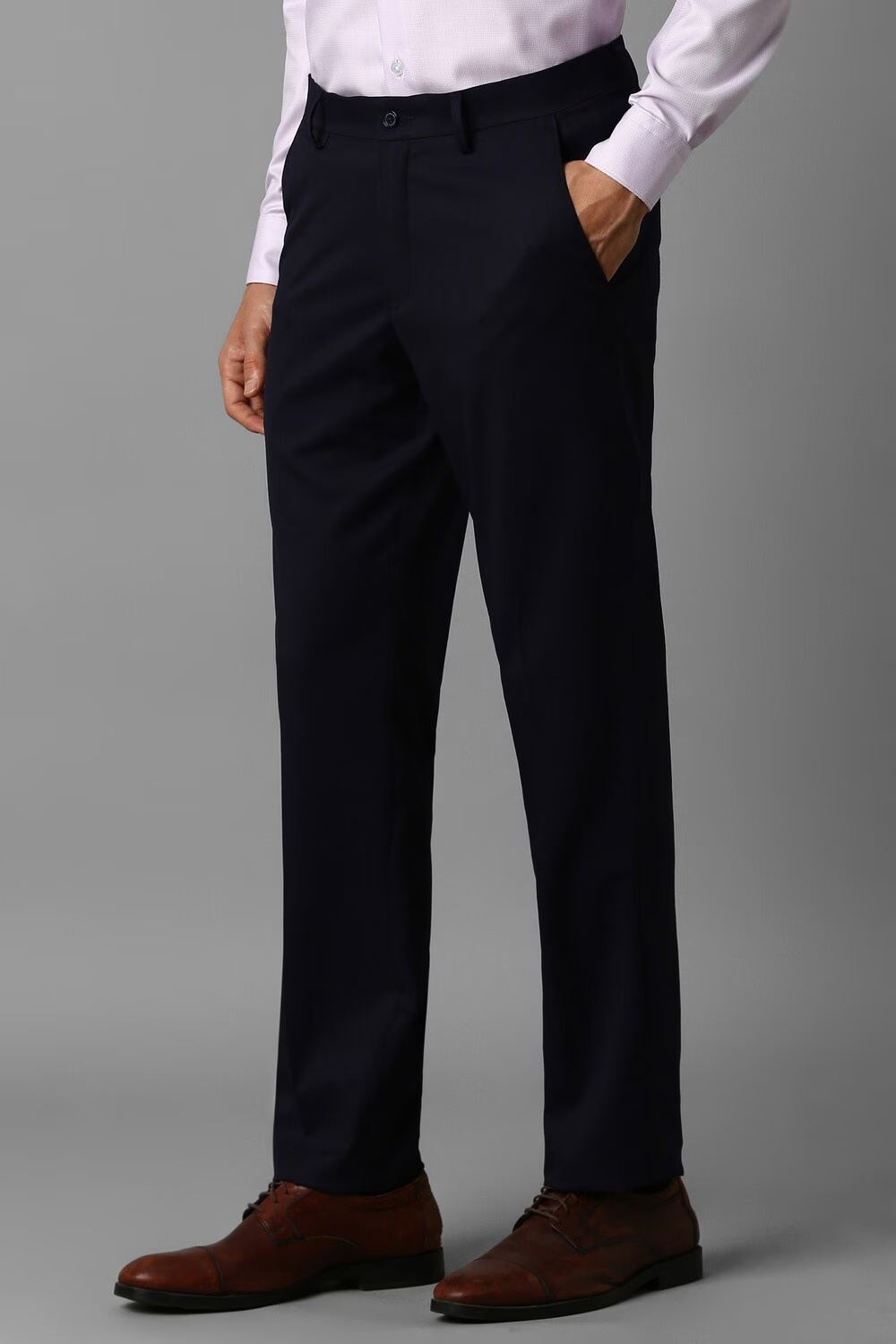 71230-men-black-slim-fit-textured-flat-front-formal-trousers-black-1.jpg