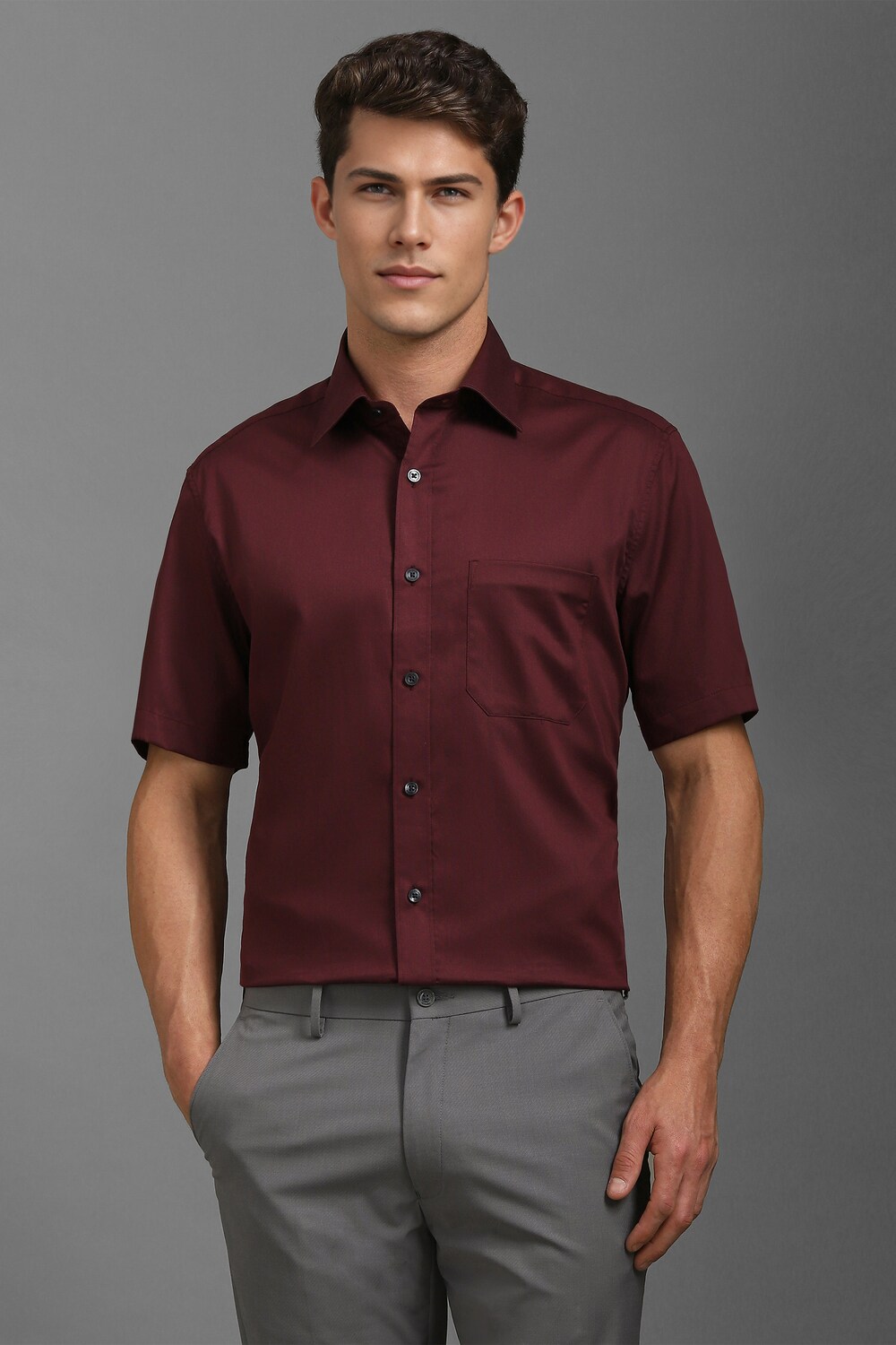 Men Maroon Classic Fit Solid Half Sleeves Formal Shirt-Maroon