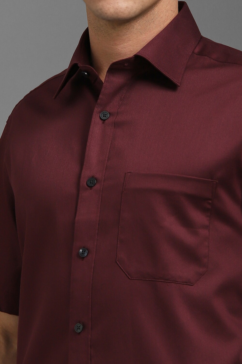 71239-men-maroon-classic-fit-solid-half-sleeves-formal-shirt-maroon-1.jpg