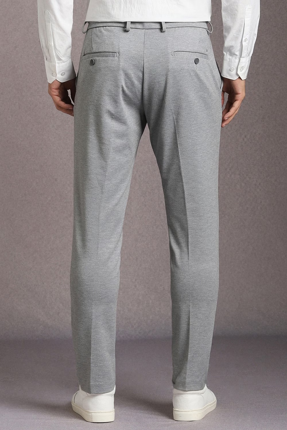 71290-men-grey-textured-flat-front-casual-trousers-grey-1.jpg