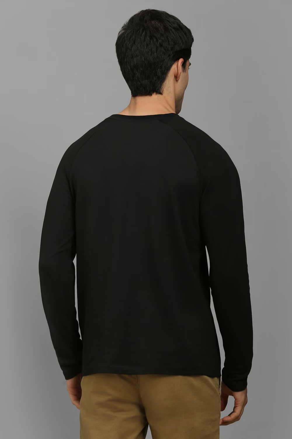 71309-men-black-solid-crew-neck-t-shirt-black-1.jpg