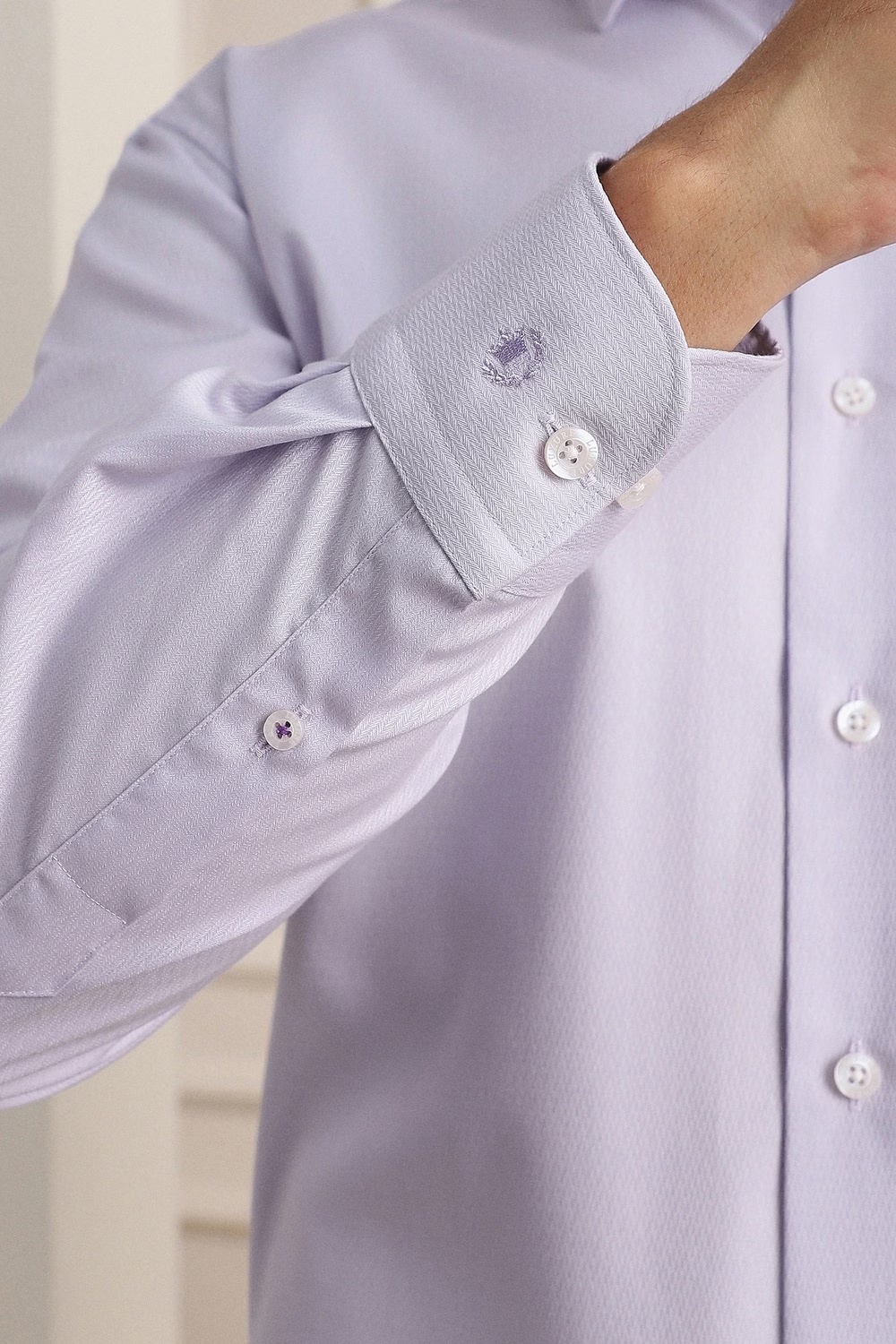 71360-men-lilac-textured-full-sleeves-formal-shirt-lilac-1.jpg