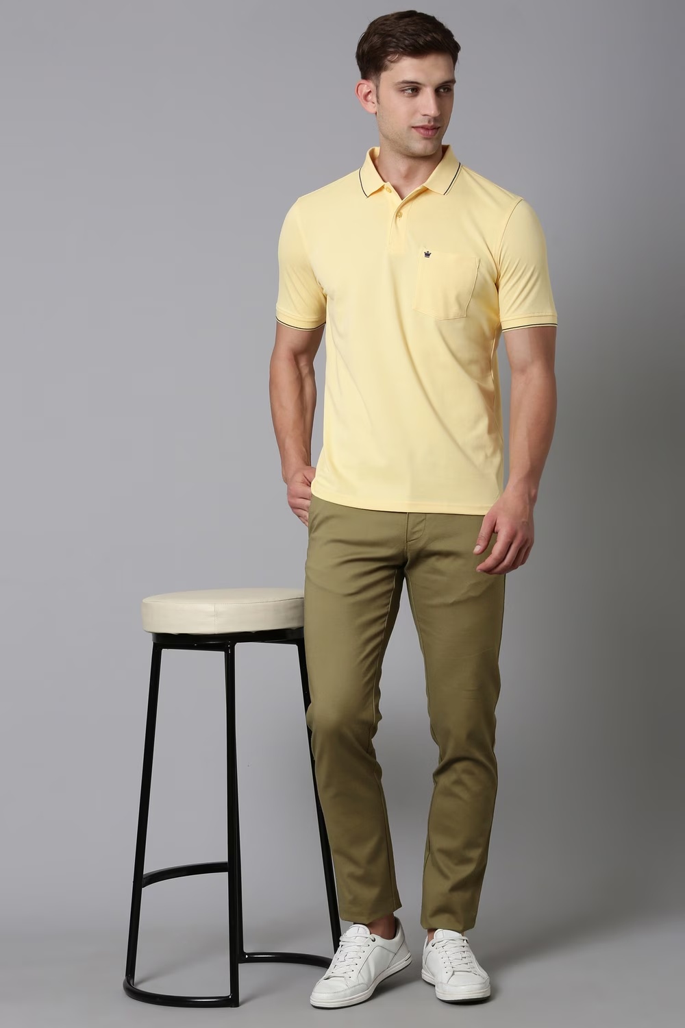 71449-men-olive-slim-fit-solid-flat-front-casual-trousers-olive-1.jpg