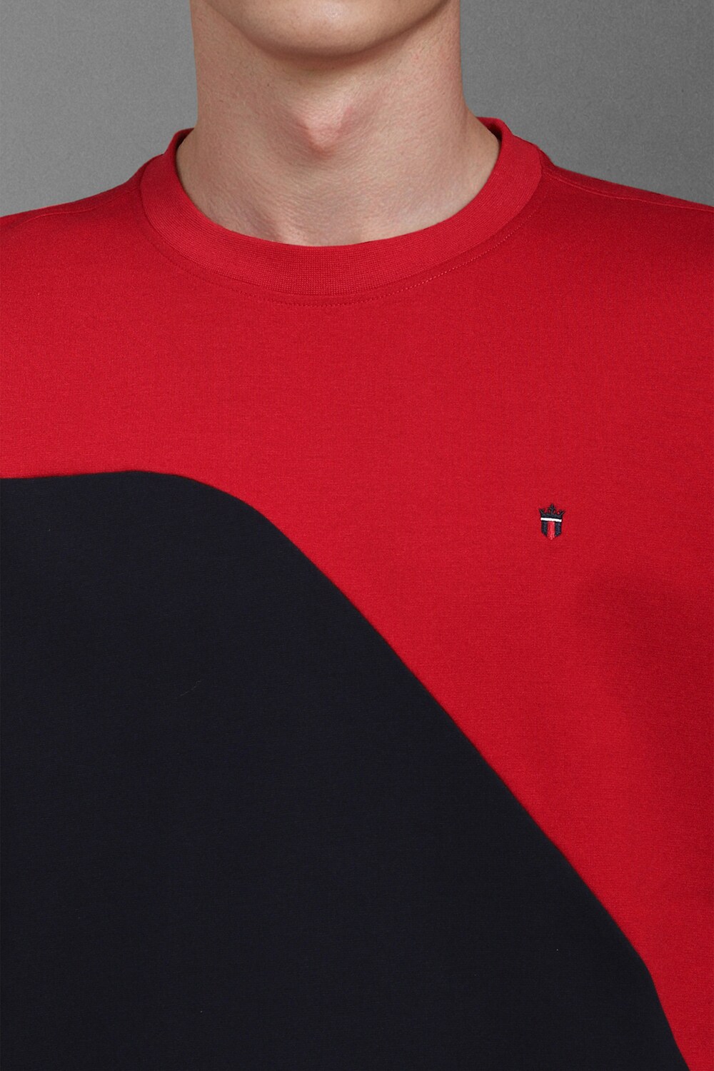 71897-men-casual-red-print-sweatshirt-red-1.jpg