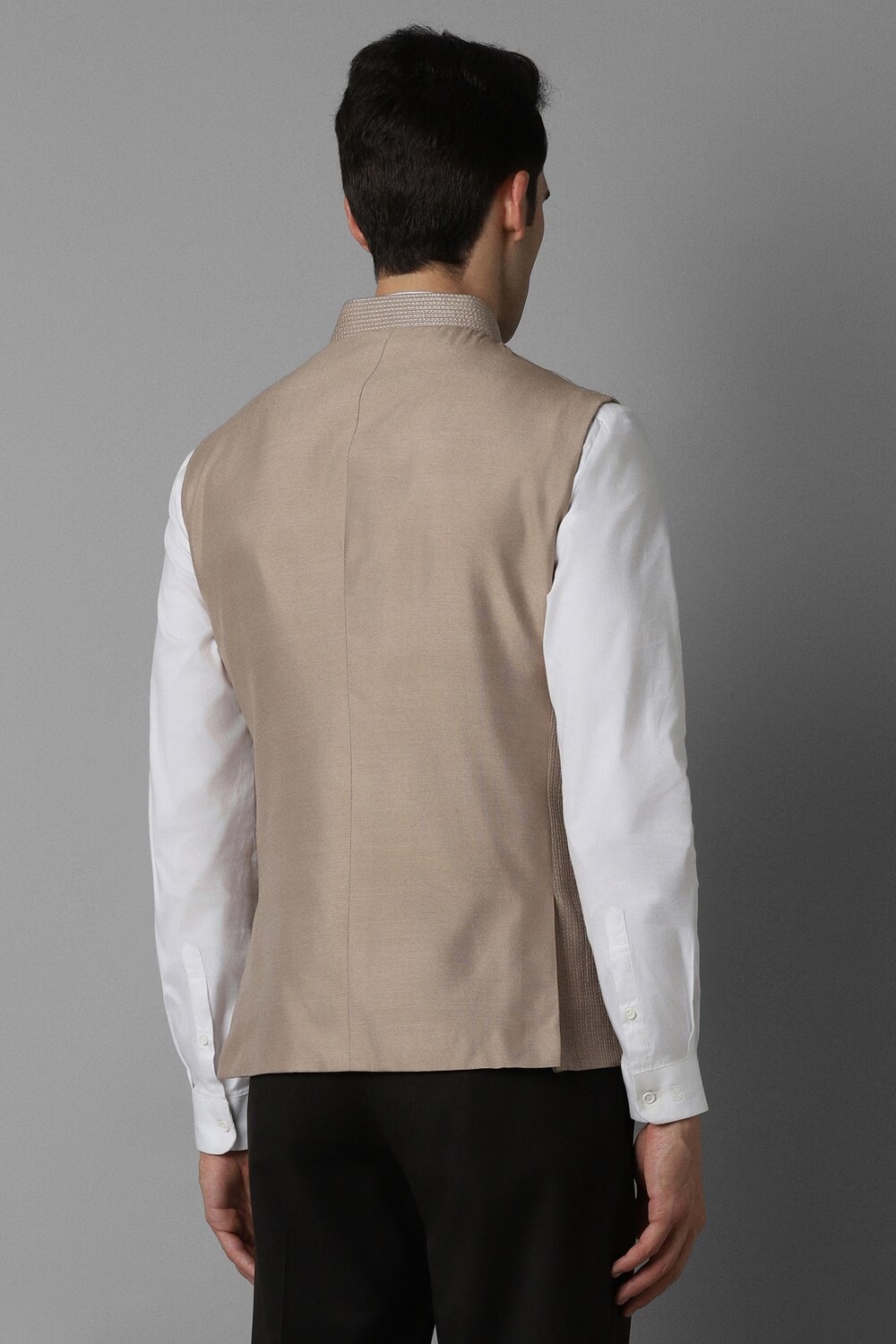 72105-men-beige-embroidered-slim-fit-party-nehru-jacket-beige-1.jpg