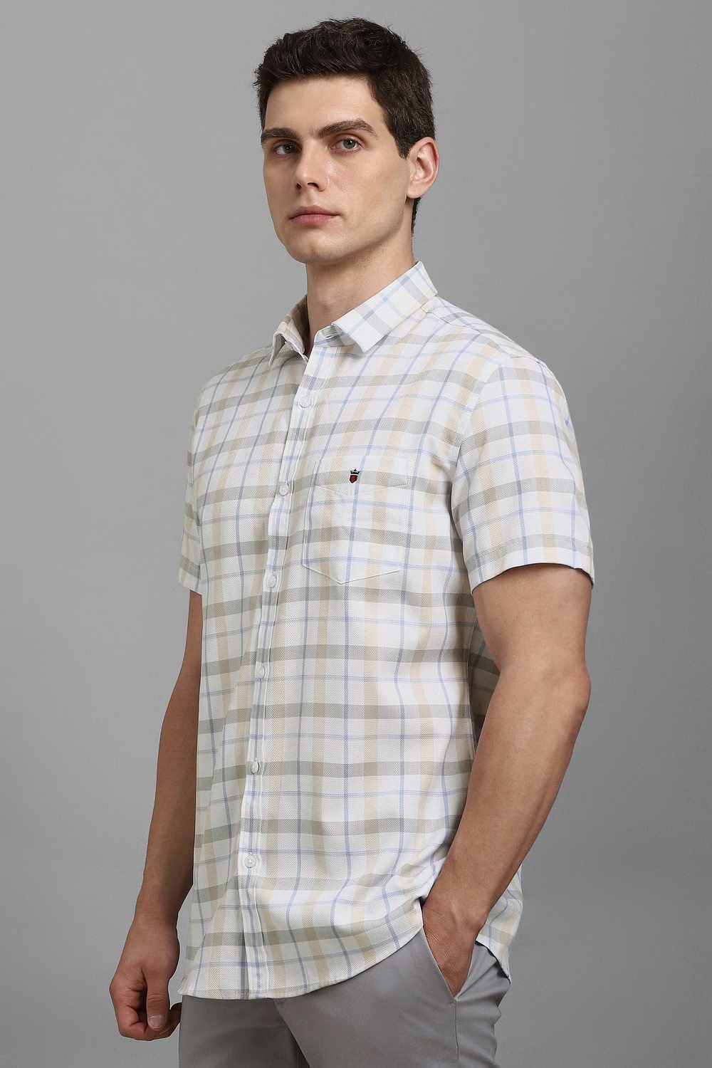 72141-men-white-check-half-sleeves-casual-shirt-white-1.jpg