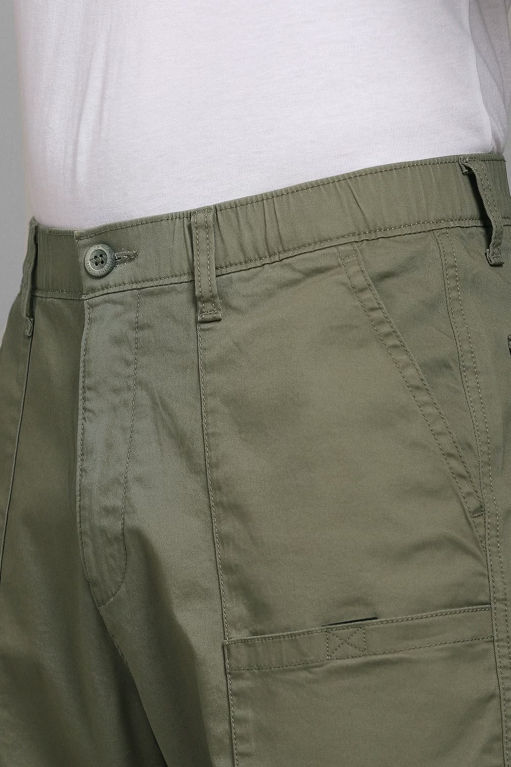 72162-men-olive-solid-flat-front-casual-trousers-olive-1.jpg