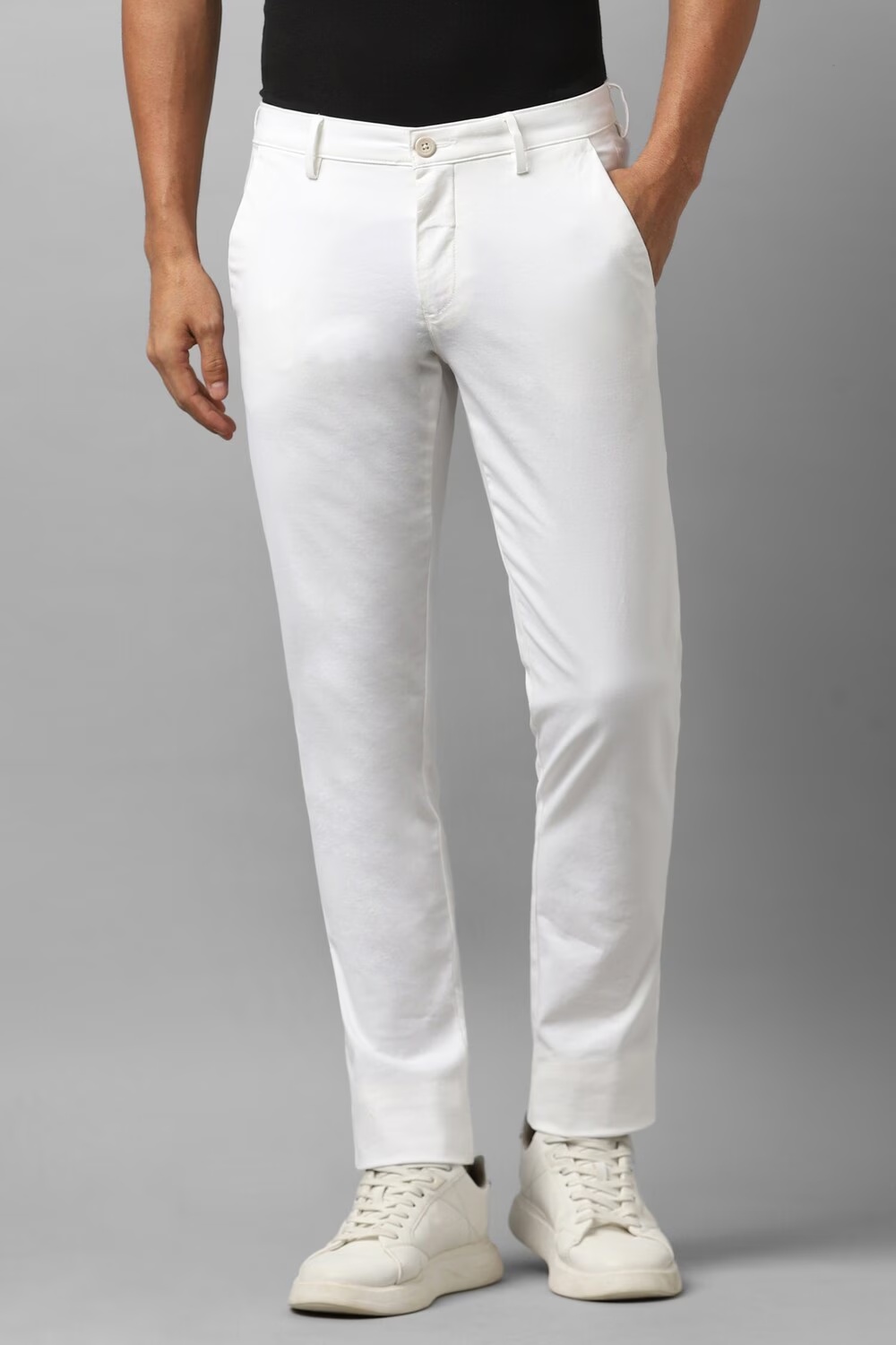 72199-men-white-slim-tapered-fit-solid-flat-front-casual-trousers-white-1.jpg