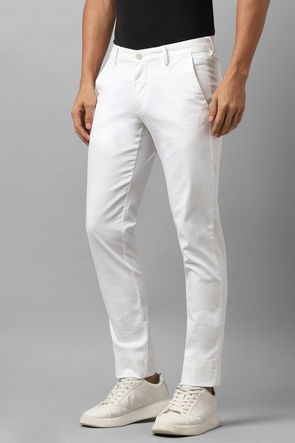 72199-men-white-slim-tapered-fit-solid-flat-front-casual-trousers-white-1.jpg