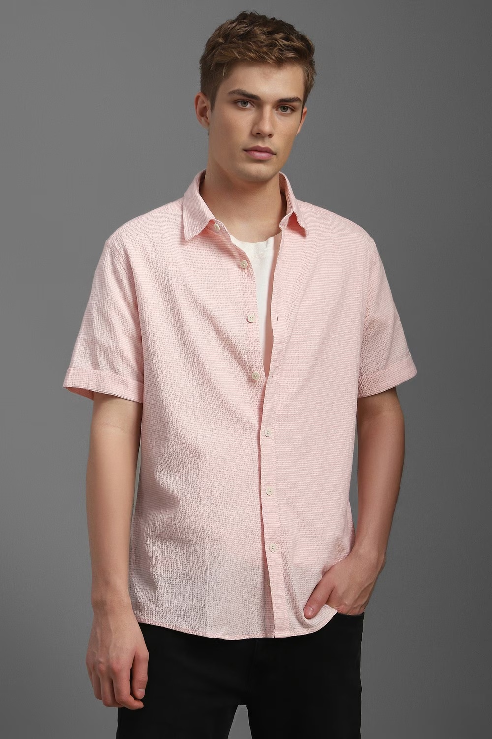 Men Pink Slim Fit Textured Half Sleeves Casual Shirt-Pink