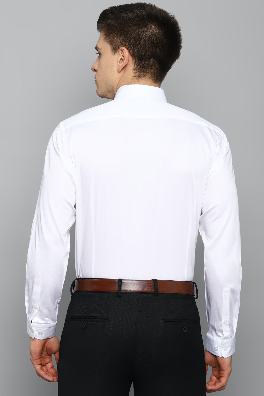 72546-men-white-slim-fit-solid-full-sleeves-formal-shirt-white-1.jpg