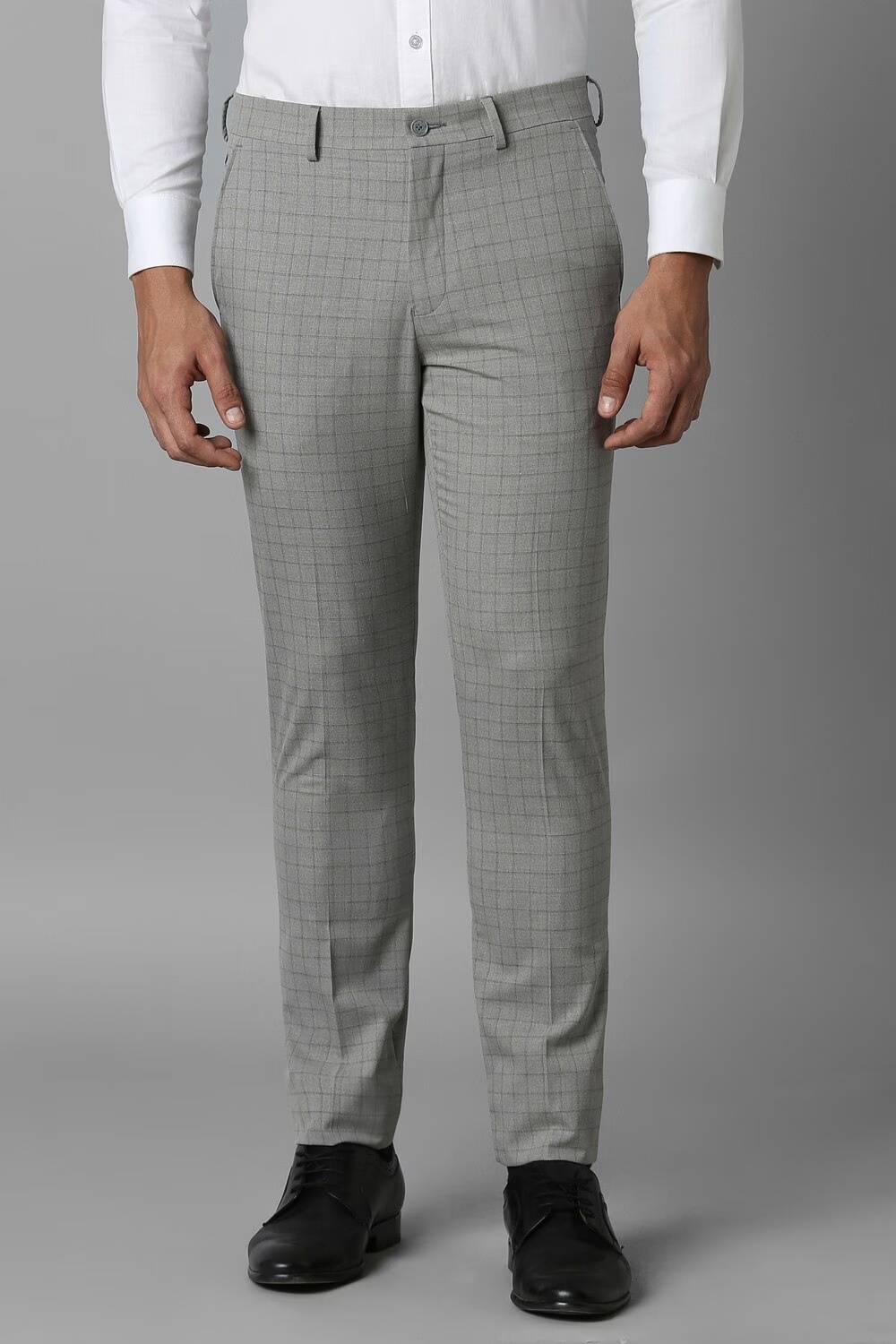 Men Grey Super Slim Fit Check Flat Front Casual Trousers-Grey