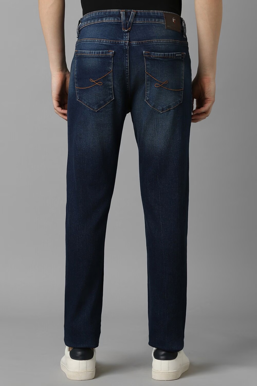 72822-men-navy-dark-slim-tapered-fit-jeans-navy-1.jpg