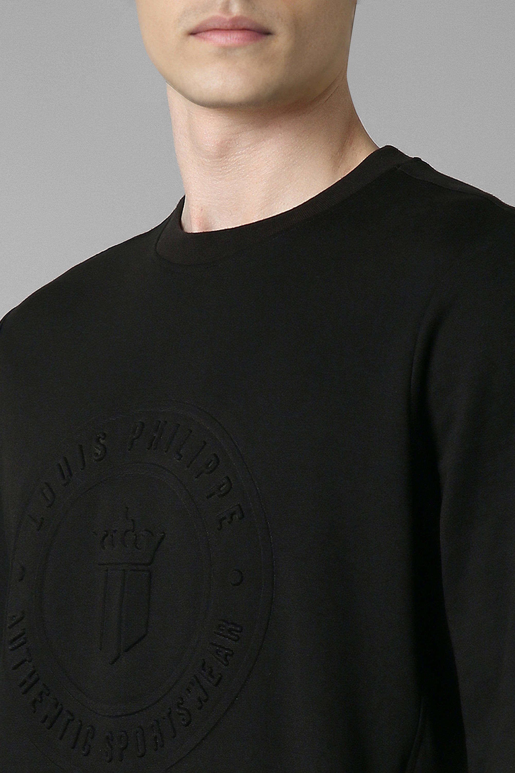 73144-men-casual-black-solid-sweatshirt-black-1.jpg
