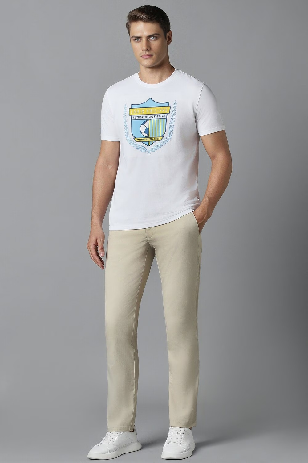 Men Beige Slim Fit Solid Casual Trousers-Beige