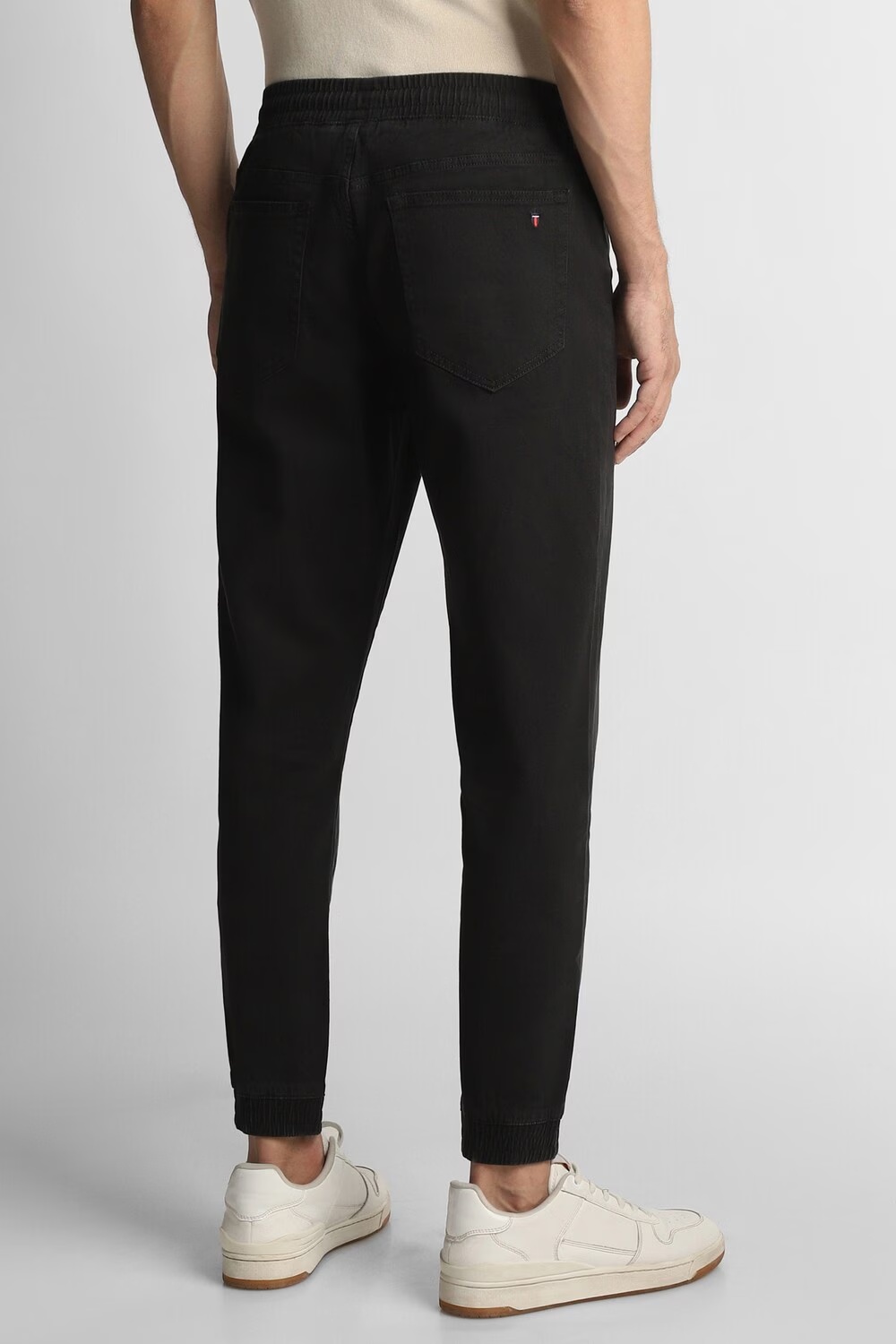 73449-men-black-solid-flat-front-casual-trousers-black-1.jpg