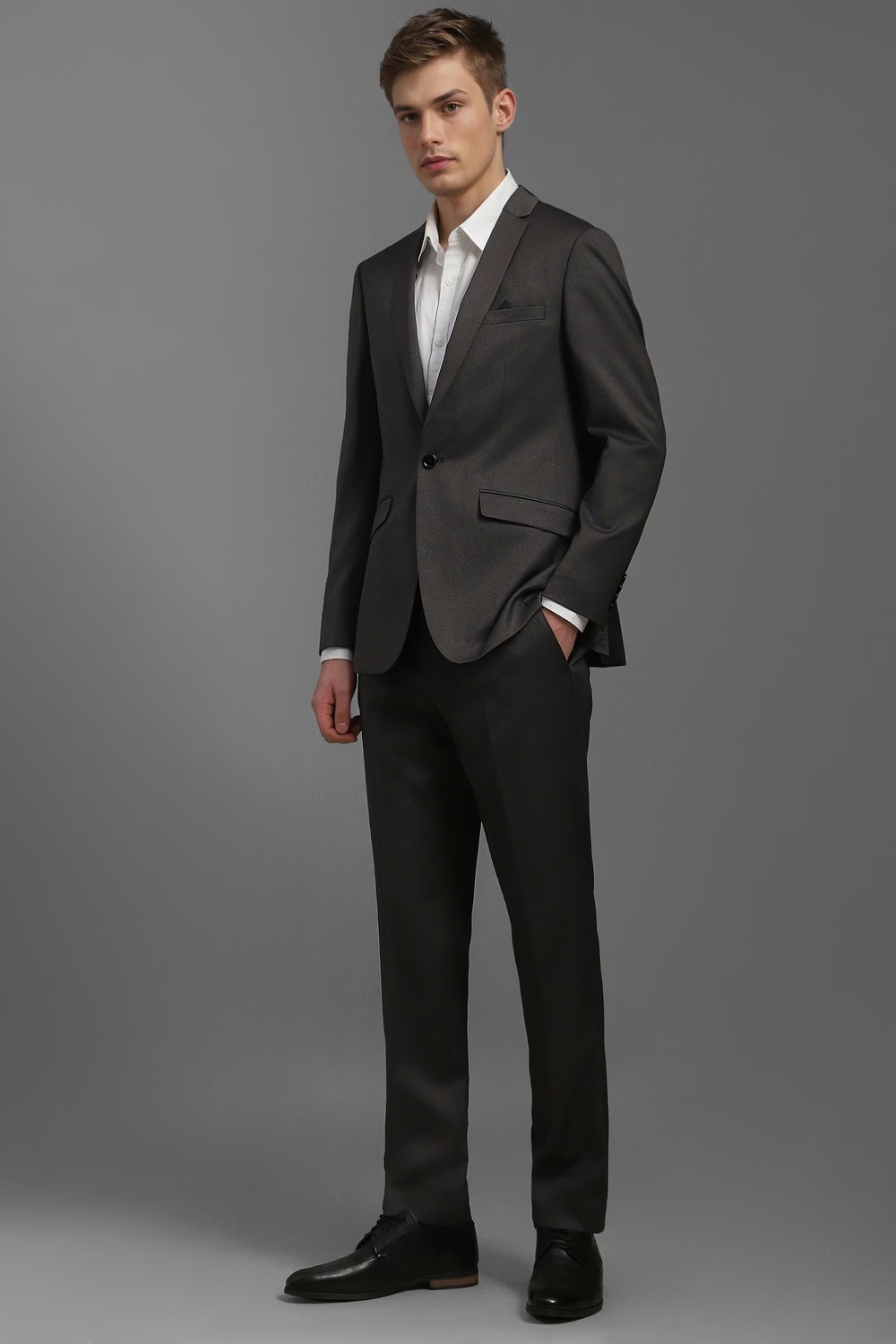 73473-men-grey-slim-fit-textured-formal-two-piece-suit-grey-1.jpg