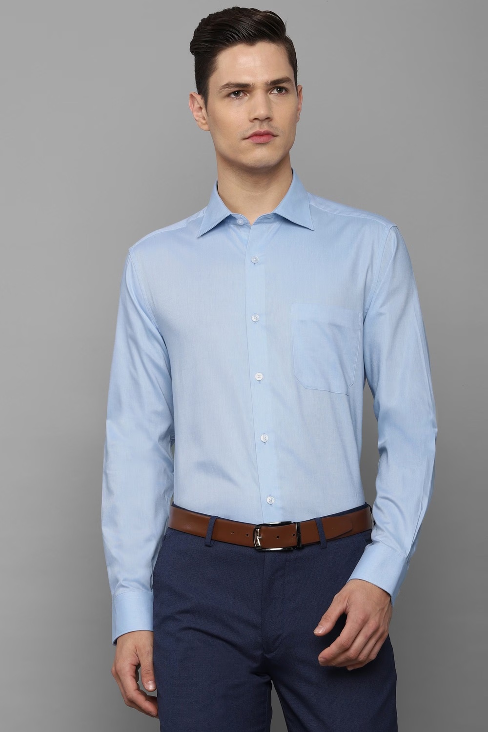 Men Light Blue Classic Fit Solid Full Sleeves Formal Shirt-Light Blue