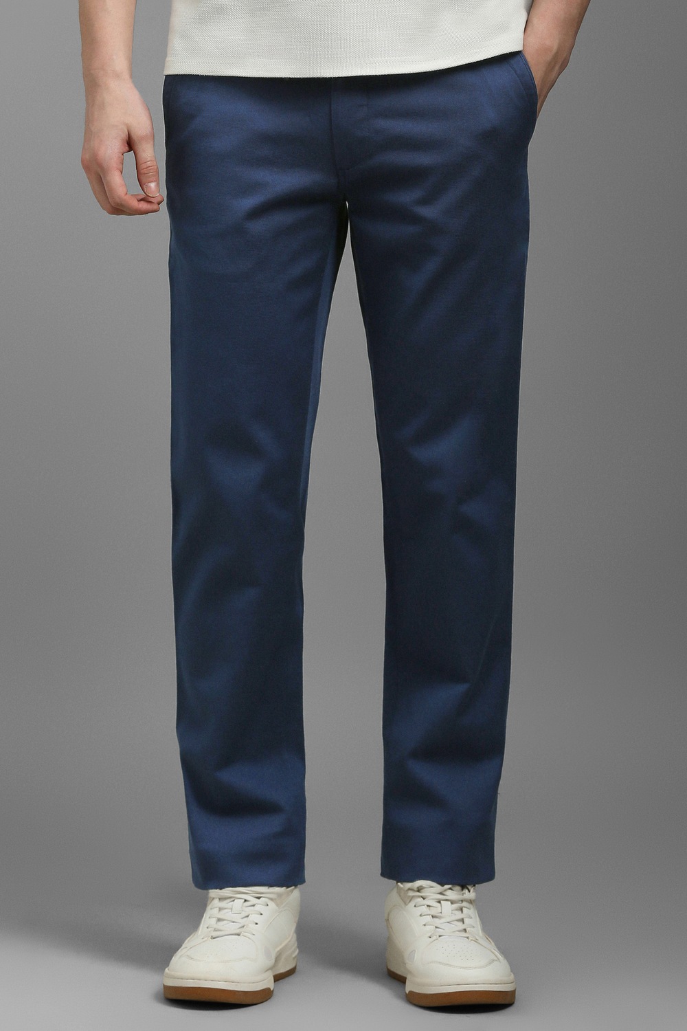 741-men-navy-slim-fit-textured-flat-front-casual-trousers-navy-1.jpg