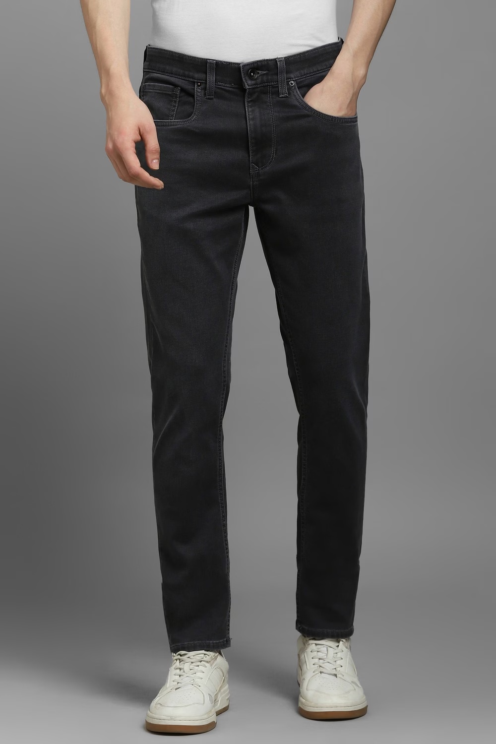 74154-men-grey-light-slim-tapered-fit-jeans-grey-1.jpg