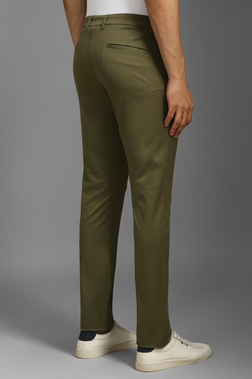 74446-men-olive-slim-fit-textured-flat-front-casual-trousers-olive-1.jpg