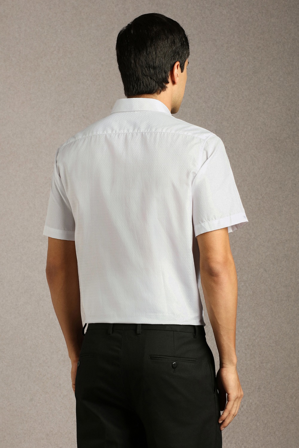 74786-men-white-textured-half-sleeves-formal-shirt-white-1.jpg