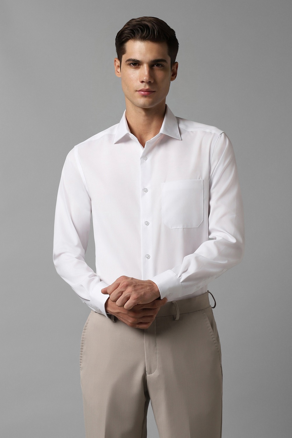 Men White Classic Fit Solid Full Sleeves Formal Shirt-White