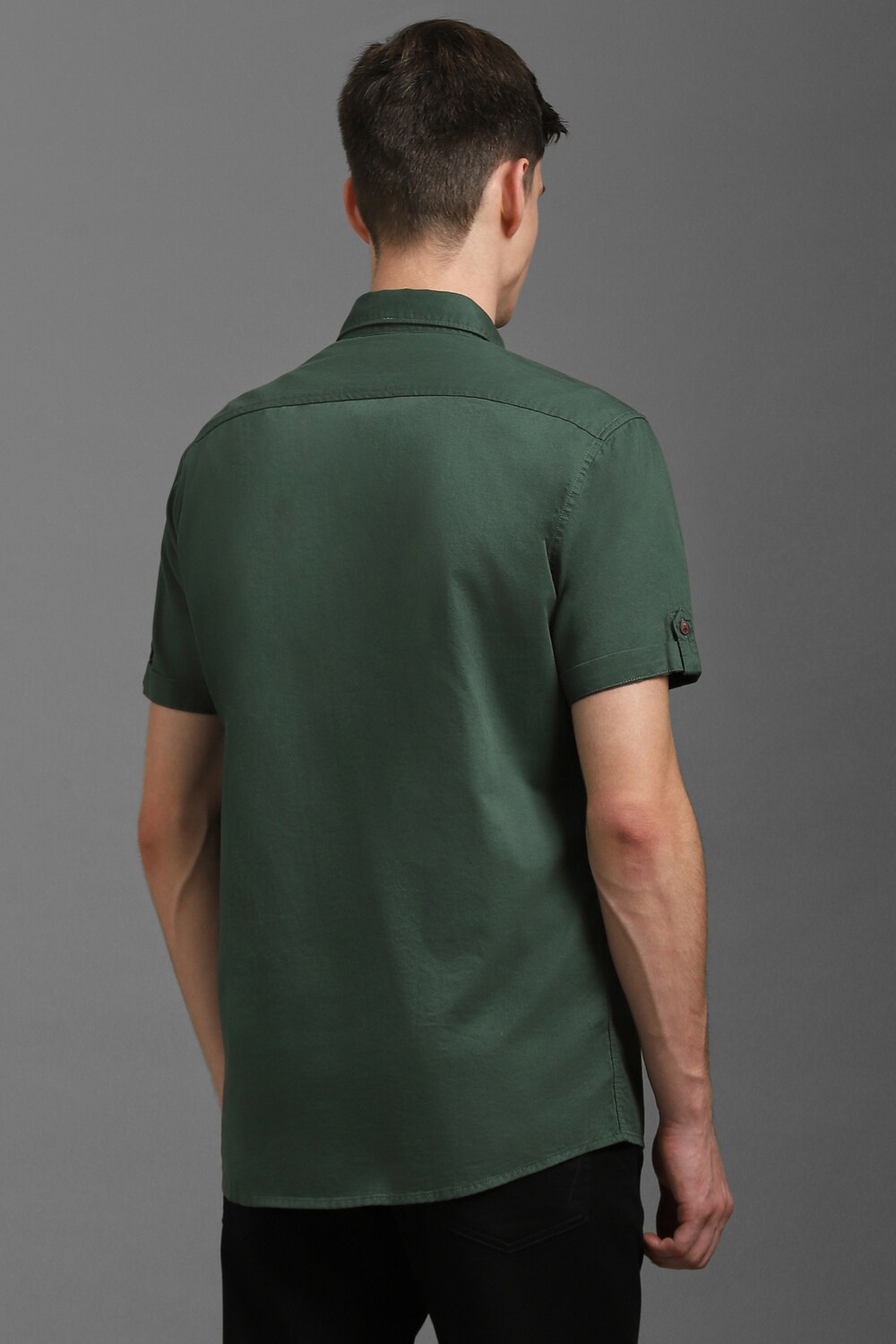 75022-men-green-slim-fit-solid-half-sleeves-casual-shirt-green-1.jpg