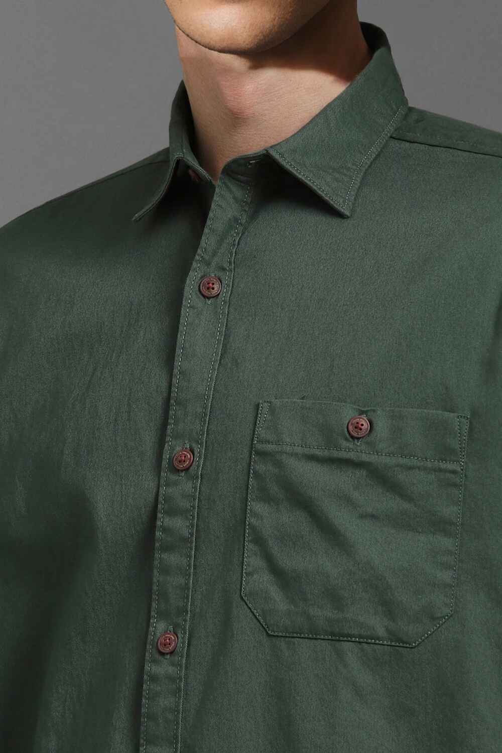 75022-men-green-slim-fit-solid-half-sleeves-casual-shirt-green-1.jpg