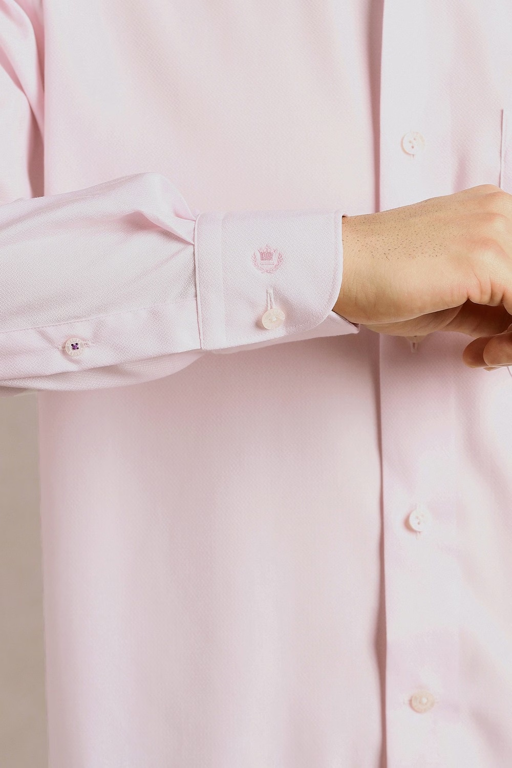 75206-men-pink-textured-full-sleeves-formal-shirt-pink-1.jpg