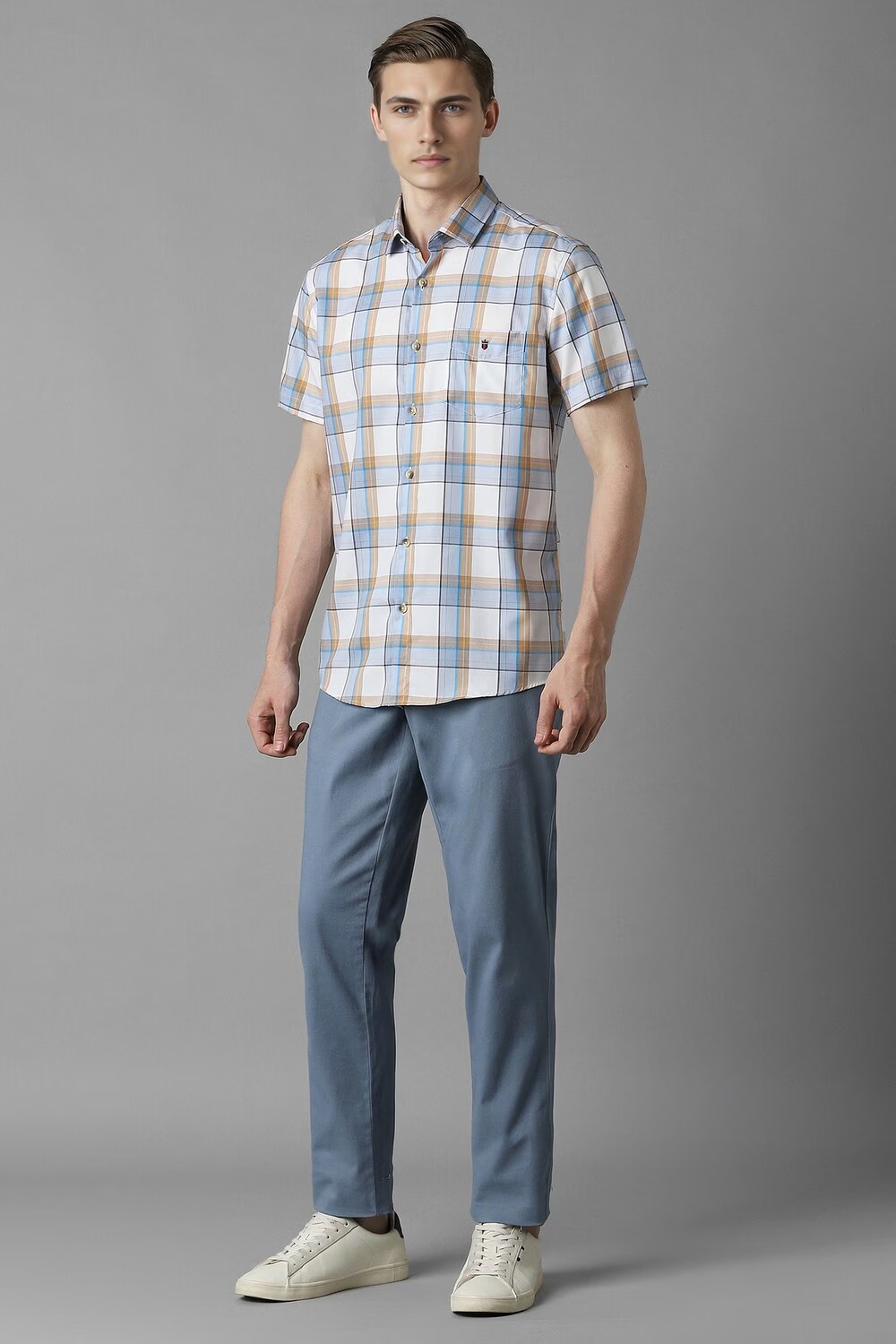 75307-men-white-slim-fit-check-half-sleeves-casual-shirt-white-1.jpg