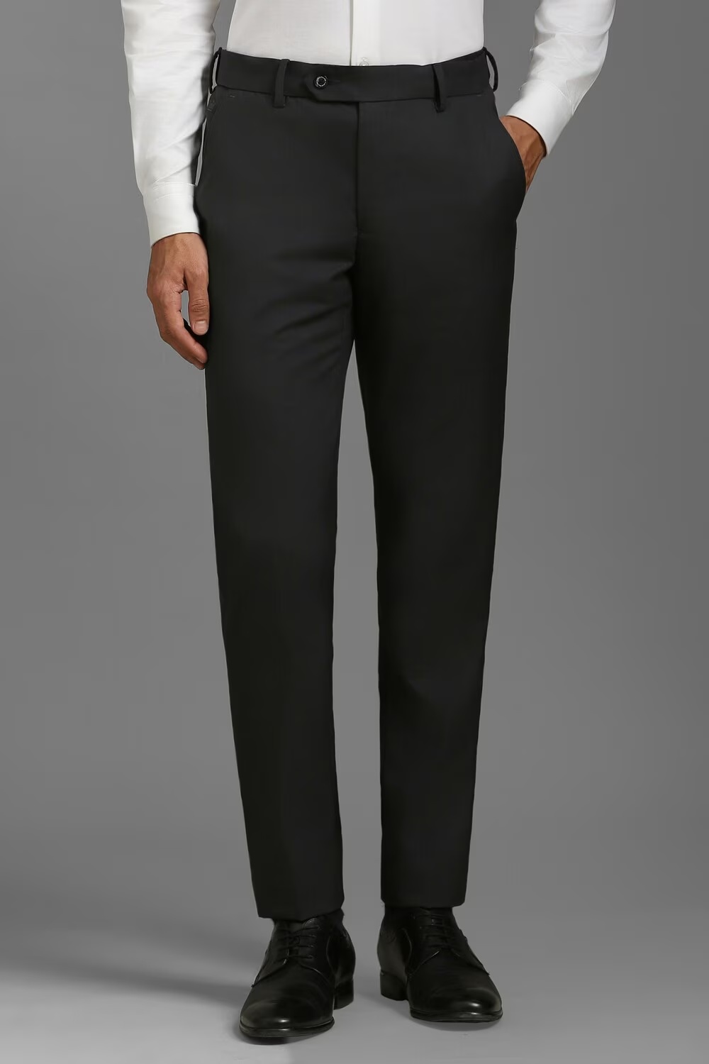 Men Black Slim Fit Solid Flat Front Formal Trousers-Black